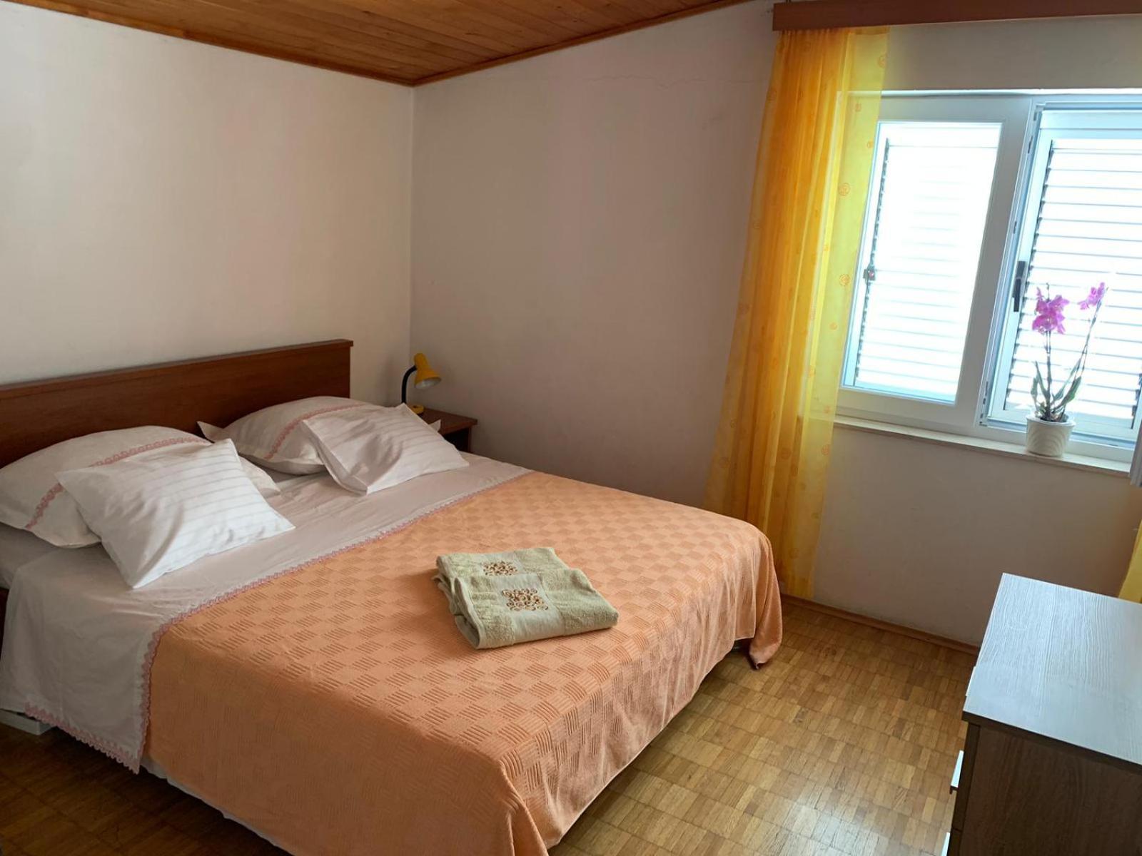 Captain'S House Baška Voda Esterno foto