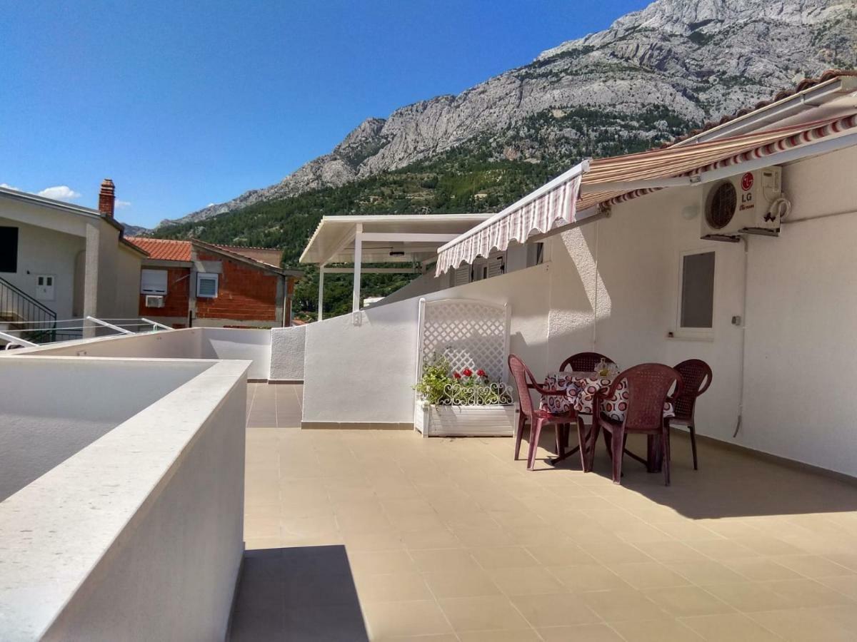Captain'S House Baška Voda Esterno foto